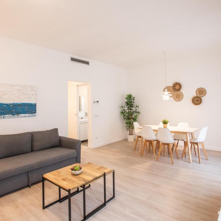 32IND1115 - Apartment in Barcelona - Two-Bedroom Apartment - 4