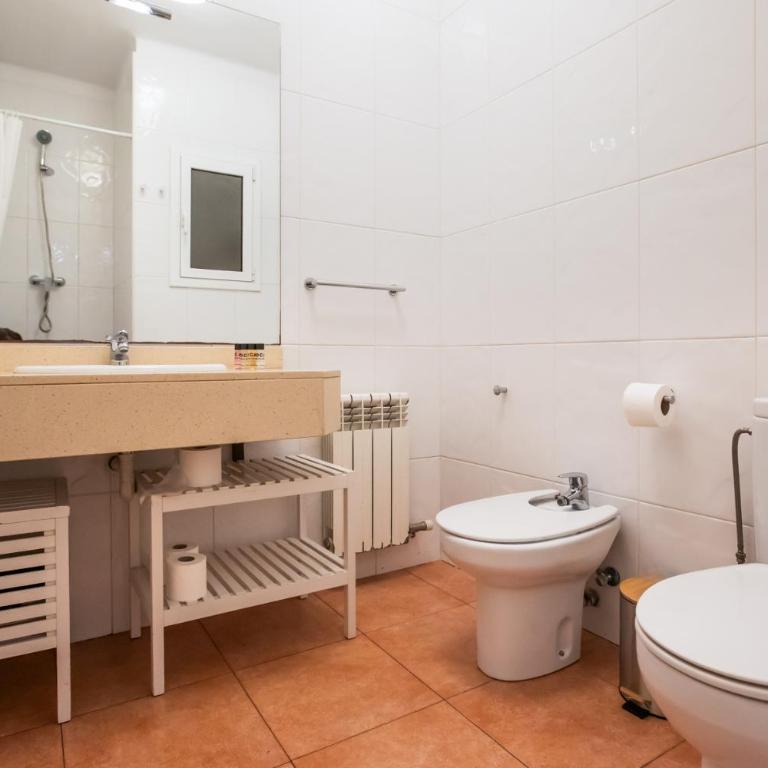 11IND1116 - Apartment near Sagrada familia - Three-Bedroom Apartment - 12