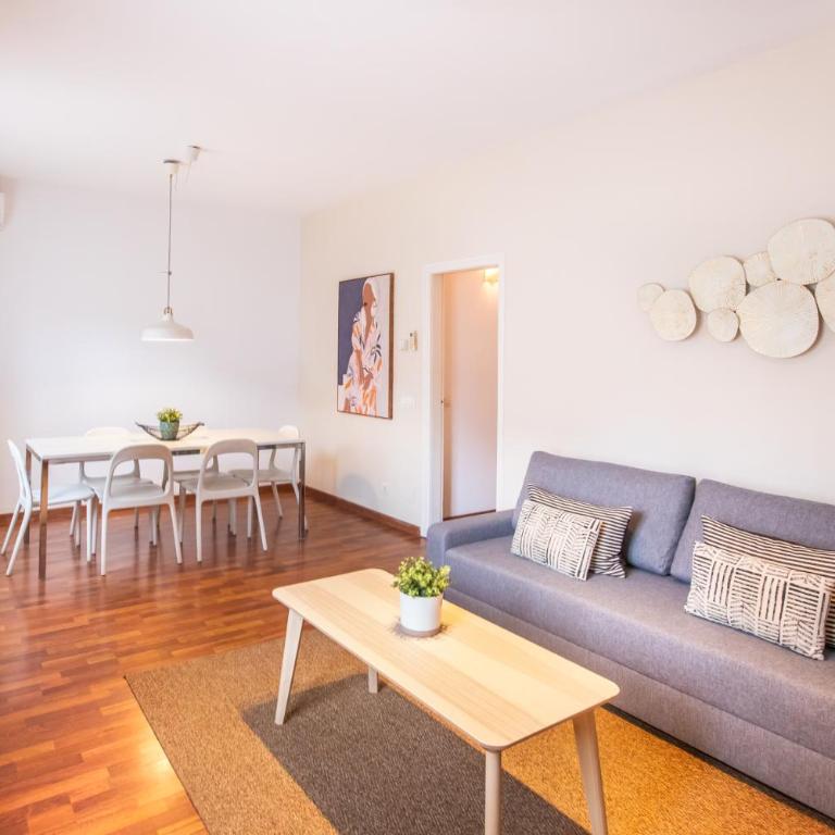 11IND1116 - Apartment near Sagrada familia - Three-Bedroom Apartment - 17