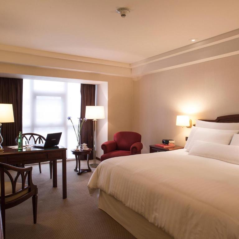 Swissotel Lima - Habitación Advantage Swiss - 1 cama extragrande - 2