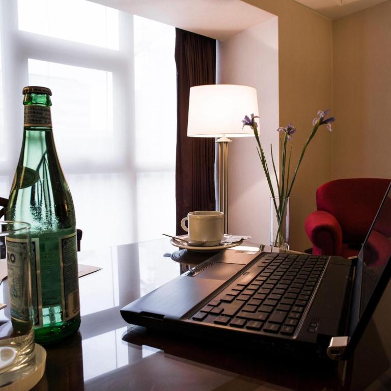 Swissotel Lima - Habitación Advantage Swiss - 1 cama extragrande - 4