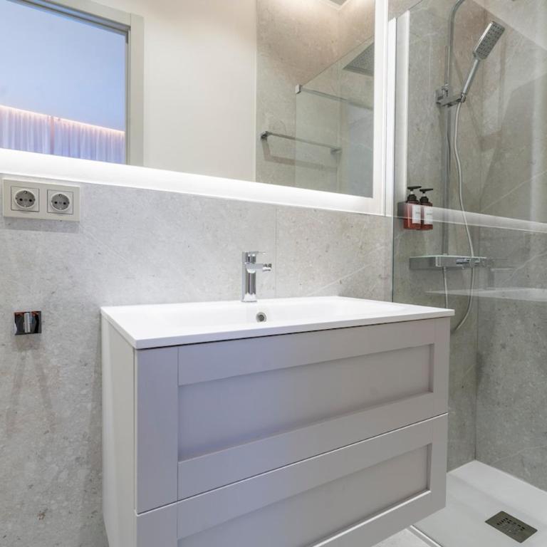 Luxury Villa Madrid 10 pax - Villa - 43