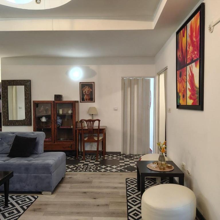 Katata Apartment Spacious House Floor with Terraces, 3 Bedrooms, Parking,Wi-Fi - Apartman sa 3 Spavaće Sobe - 2