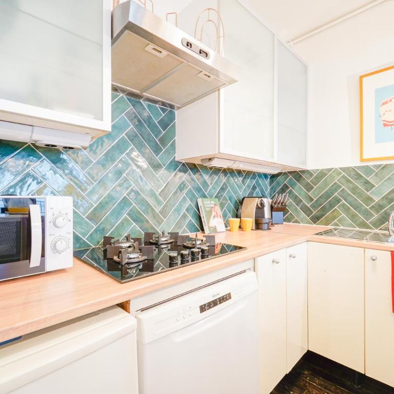 Spacious Family Apartment near Bastille & Marais - Two-Bedroom Apartment - 25