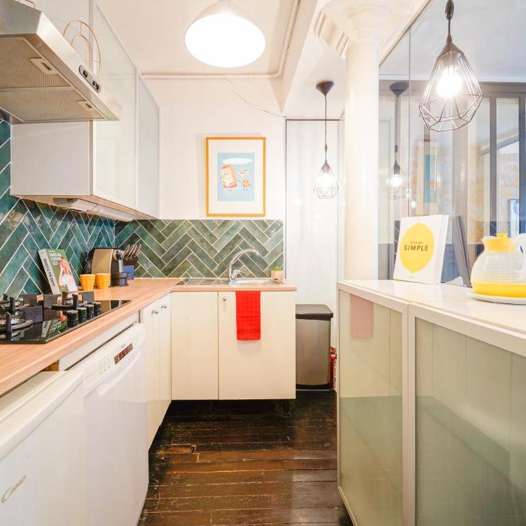 Spacious Family Apartment near Bastille & Marais - Two-Bedroom Apartment - 23