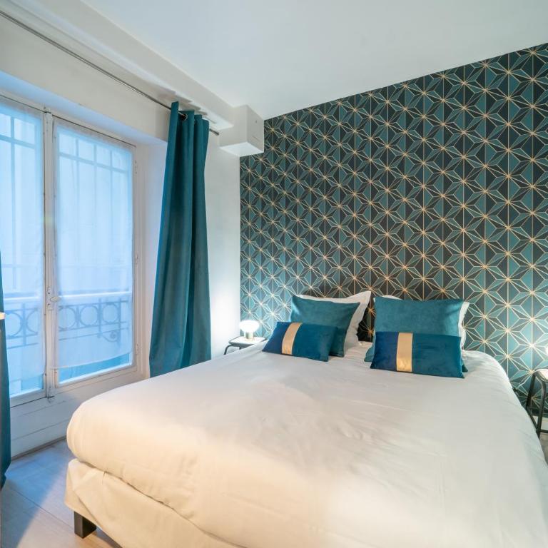 Spacious Family Apartment near Bastille & Marais - Two-Bedroom Apartment - 18