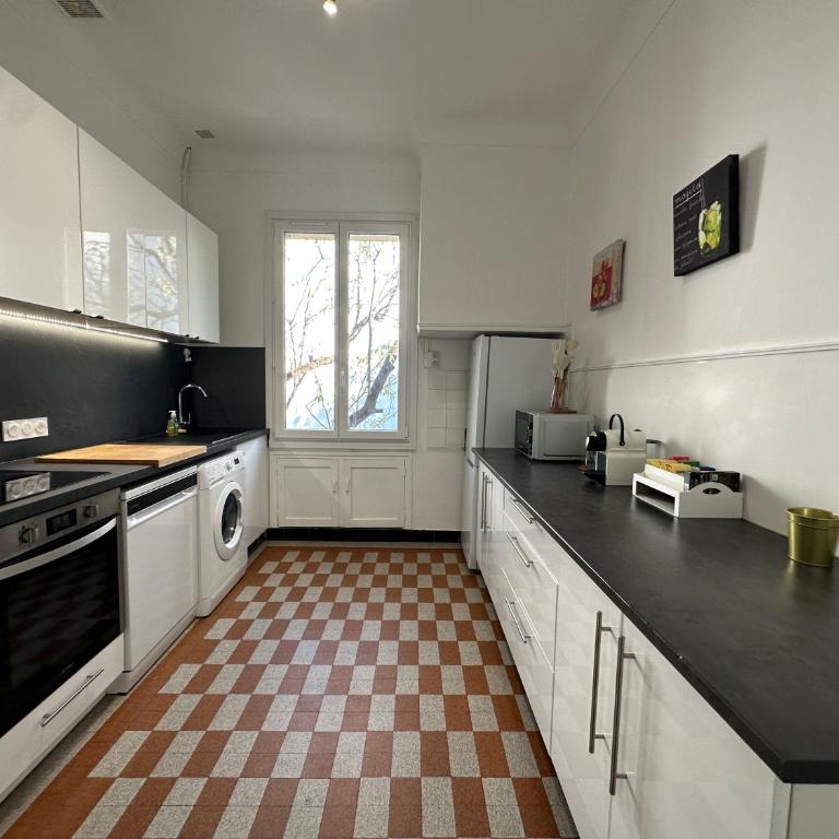 TASSIGNY à Frejus Parking et Terrasse - Apartamento de 3 dormitorios - 39