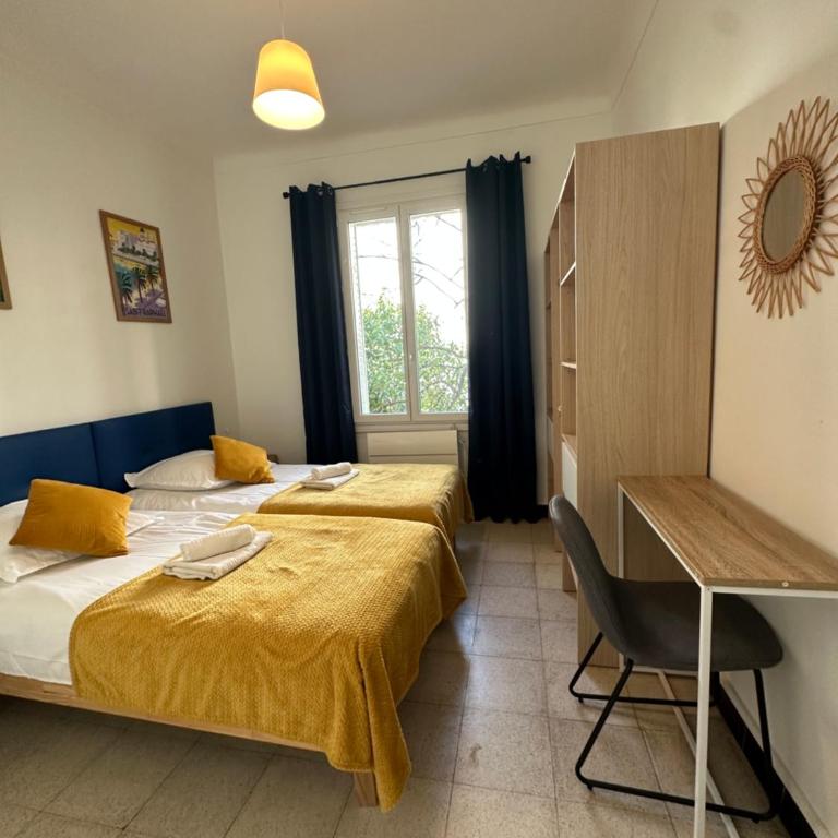 TASSIGNY à Frejus Parking et Terrasse - Apartamento de 3 dormitorios - 2