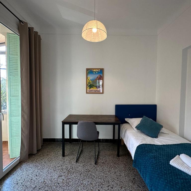TASSIGNY à Frejus Parking et Terrasse - Apartamento de 3 dormitorios - 37