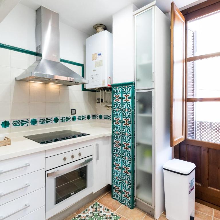 Alojamiento dos dormitorios en Albaicyn - Two-Bedroom Apartment - 13