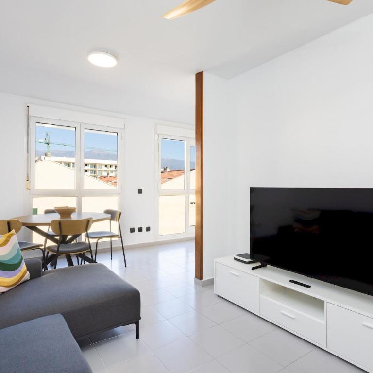 Home2Book Modern Retreat with Pool & Terrace - Apartamento de 2 dormitorios - 8
