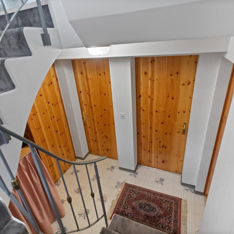 Maison Crans-Montana, 7 pers - 7 lits, Jardin & Carnotzet - Haus mit 4 Schlafzimmern - 26