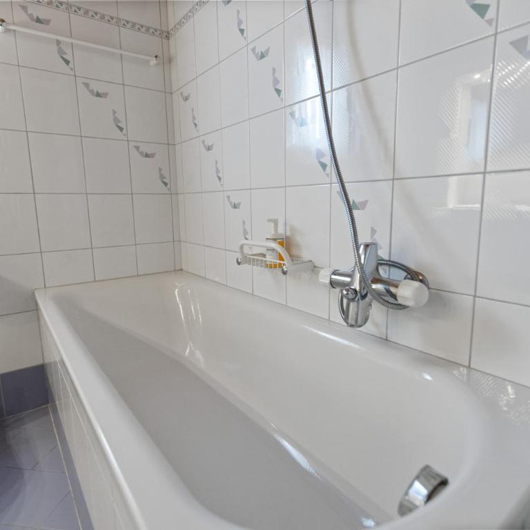 Maison Crans-Montana, 7 pers - 7 lits, Jardin & Carnotzet - Haus mit 4 Schlafzimmern - 46