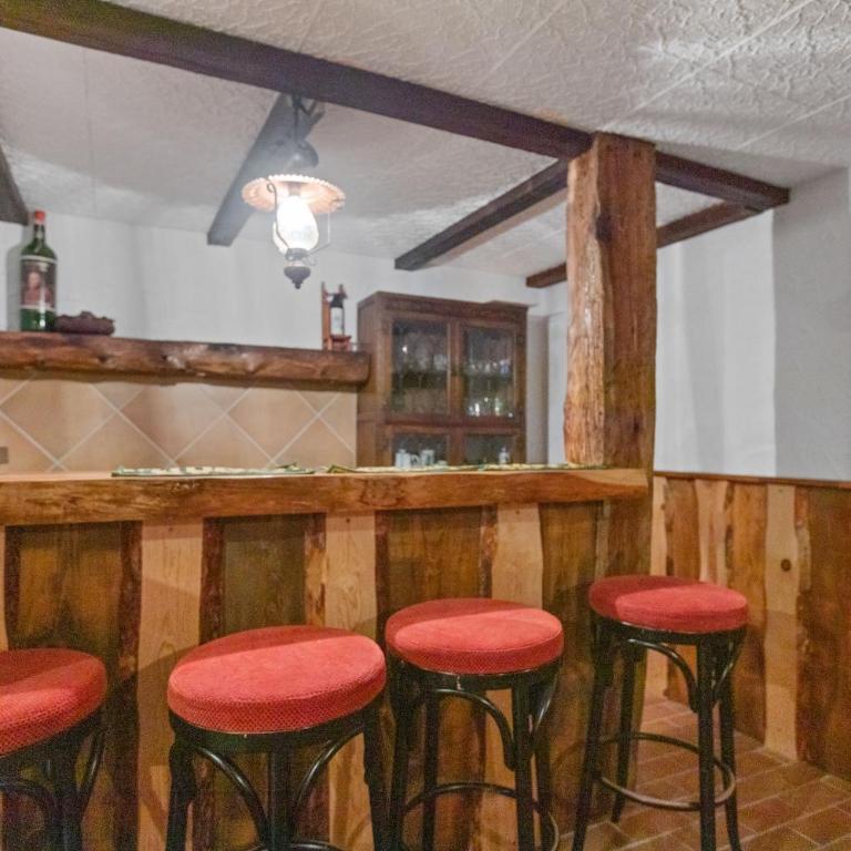 Maison Crans-Montana, 7 pers - 7 lits, Jardin & Carnotzet - Haus mit 4 Schlafzimmern - 38