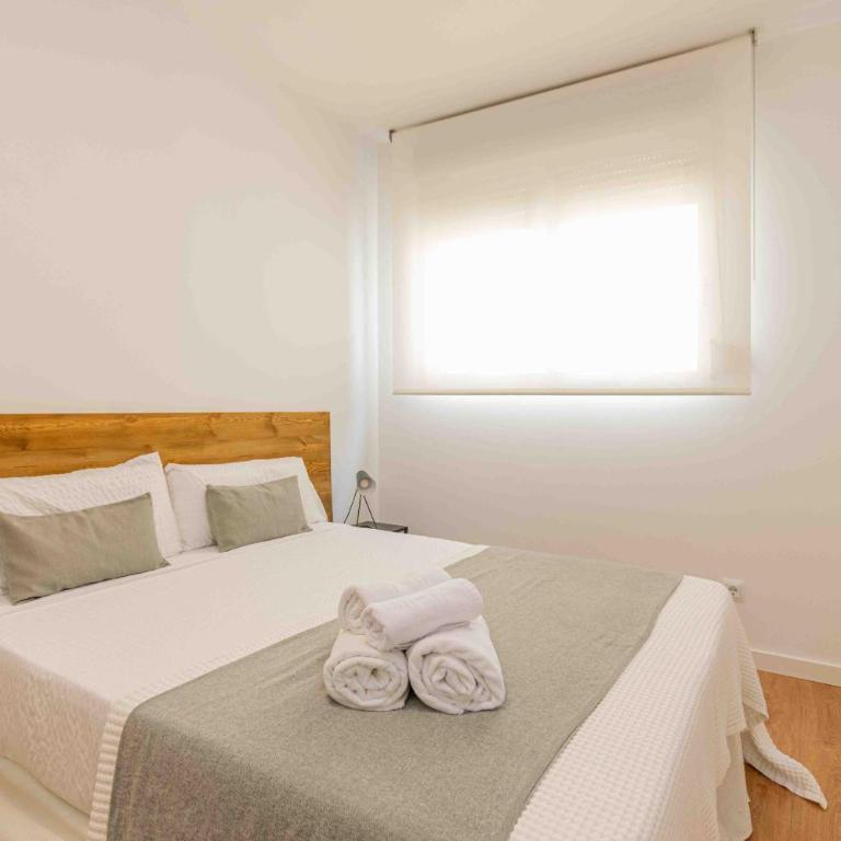 Classy XV - Ferga Suites - Deluxe King Studio - 7
