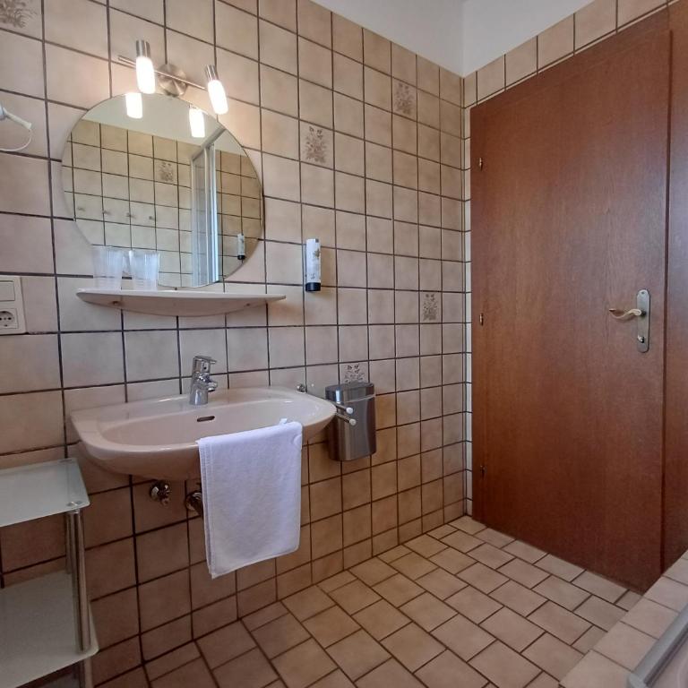 Profelt`s Apartments Uttendorf - Steinbock Lodges - Appartement avec Vue sur la Montagne - 4