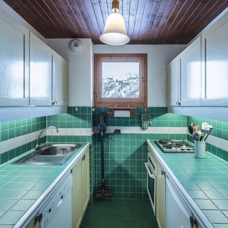 Appartement Méribel: Proche pistes, 2 chambres, cuisine équipée - Appartement 1 Chambre - 10