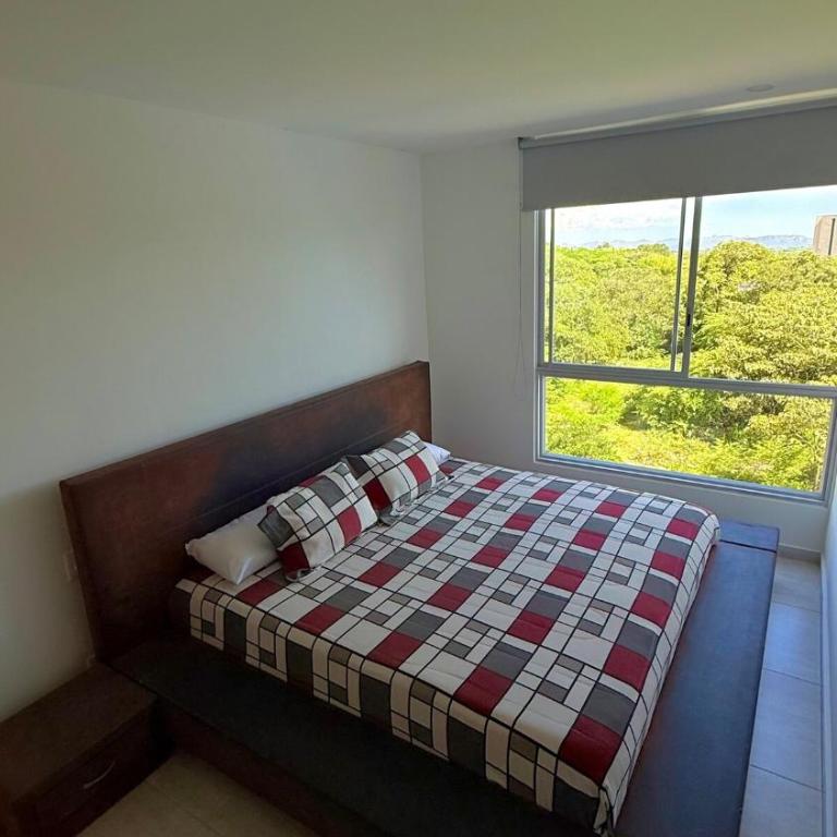 Sereno - Lux - Two-Bedroom Apartment - 13
