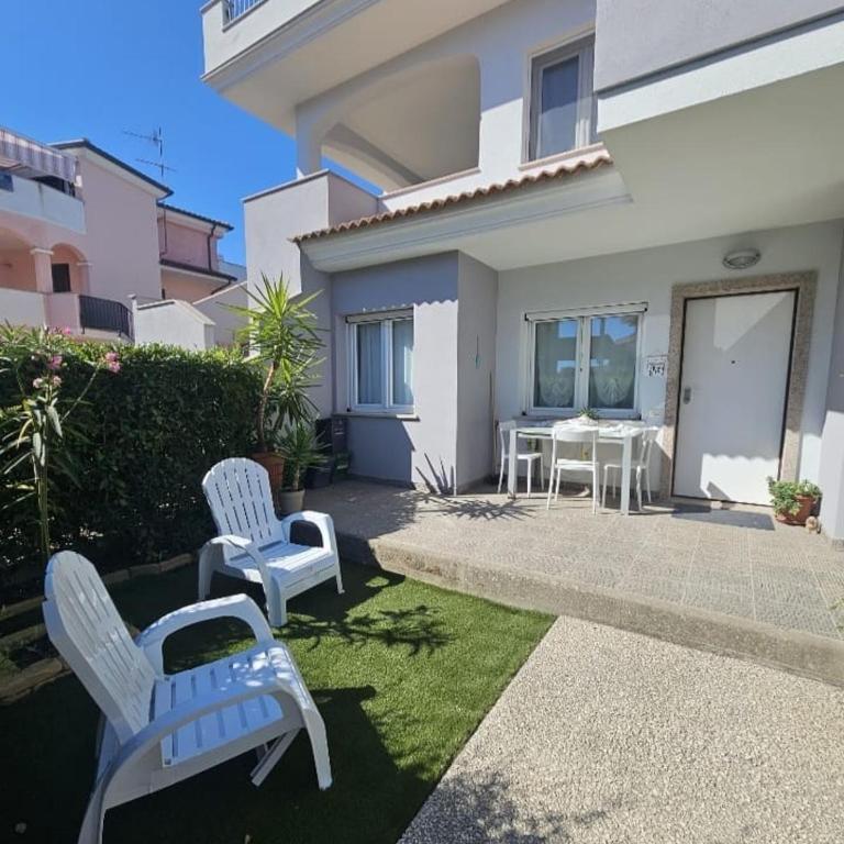 AffittaSardegna- Trilo le Ginestre - Appartamento con 2 Camere da Letto - 4