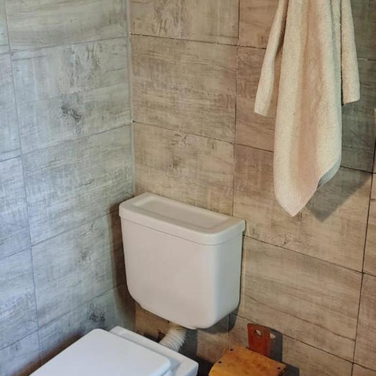 Casa rustica rodeada de Chañares a los pies del Rio Dolores - Casa con 1 dormitorio - 9