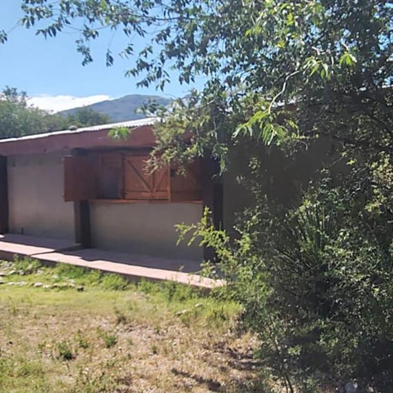 Casa rustica rodeada de Chañares a los pies del Rio Dolores - Casa con 1 dormitorio - 13