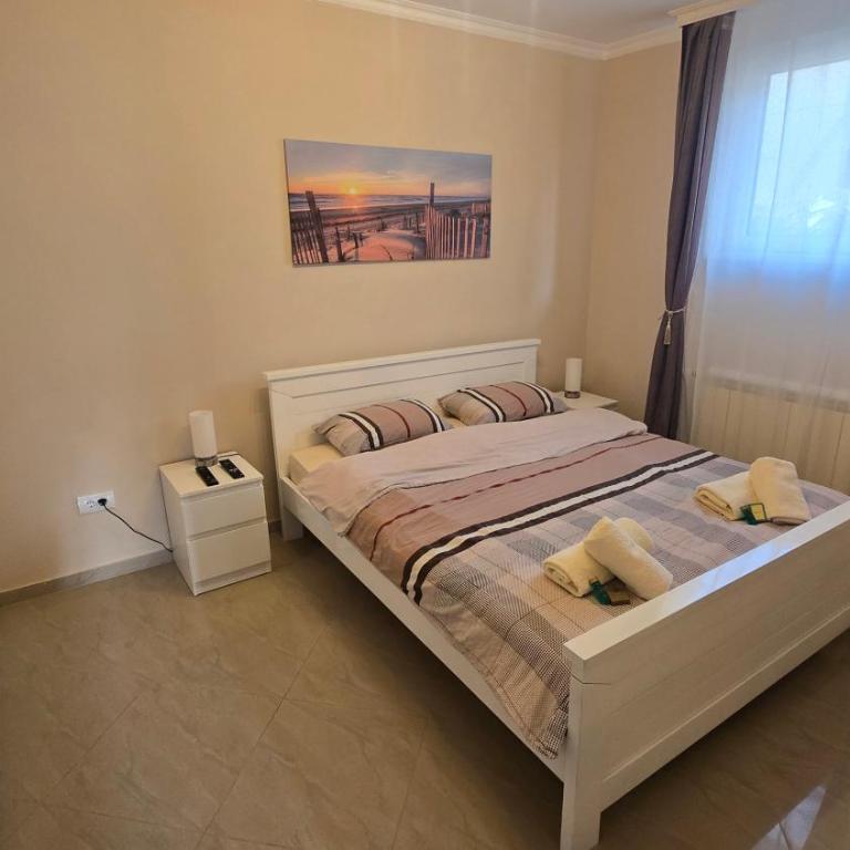 Warm Nest - One-Bedroom Apartment - 1