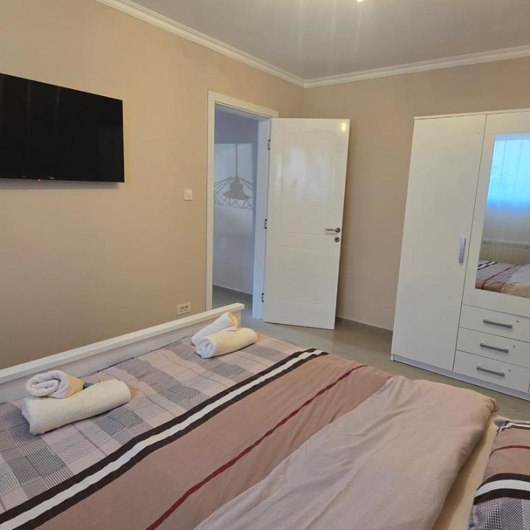 Warm Nest - One-Bedroom Apartment - 2
