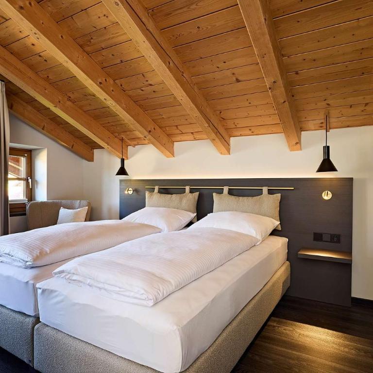 Hotel Die Krone - Immenstadt-Stein - Deluxe Doppelzimmer mit Balkon - 1