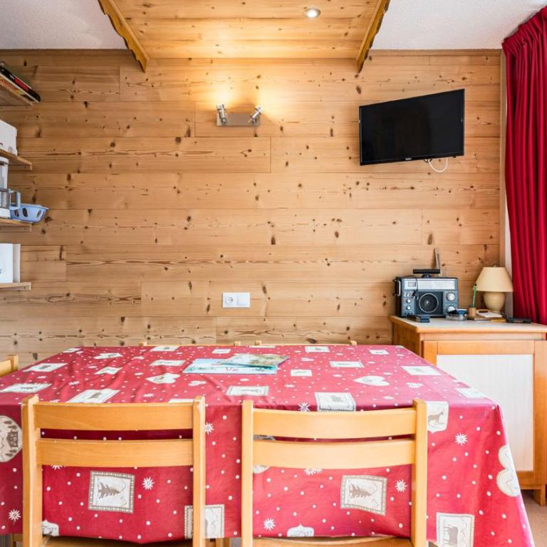 Les Eterlous N24 2P6 - Appartement - 3