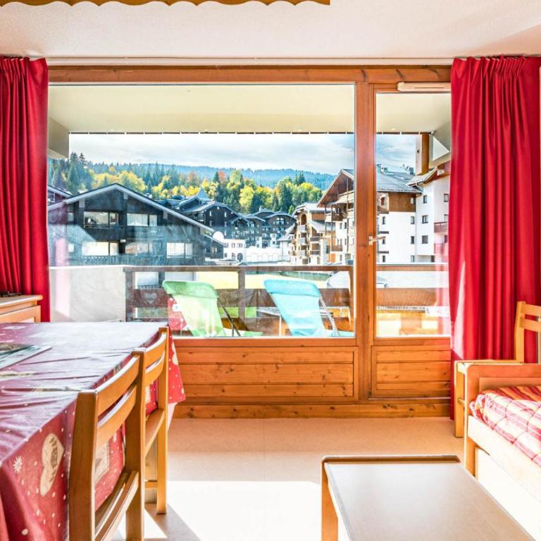 Les Eterlous N24 2P6 - Appartement - 5