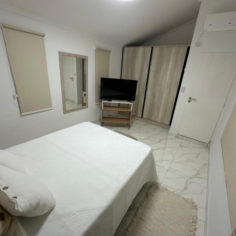 COMPLEJO JONAS SALK - departamento de 1 dormitorio amoblado - One-Bedroom Apartment - 33
