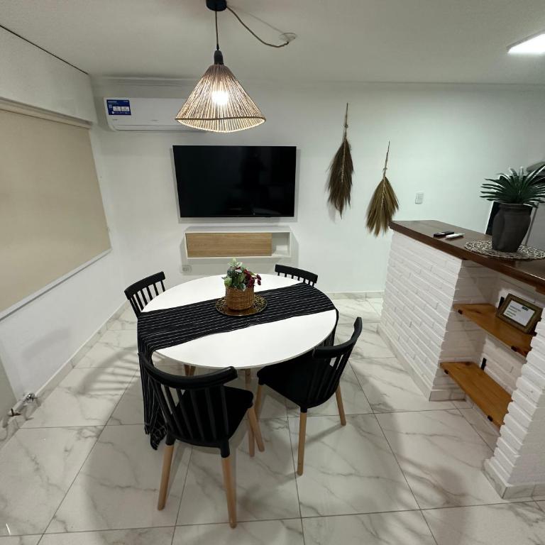 COMPLEJO JONAS SALK - departamento de 1 dormitorio amoblado - One-Bedroom Apartment - 9