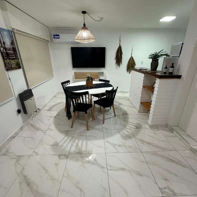COMPLEJO JONAS SALK - departamento de 1 dormitorio amoblado - One-Bedroom Apartment - 5