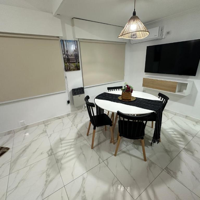 COMPLEJO JONAS SALK - departamento de 1 dormitorio amoblado - One-Bedroom Apartment - 8