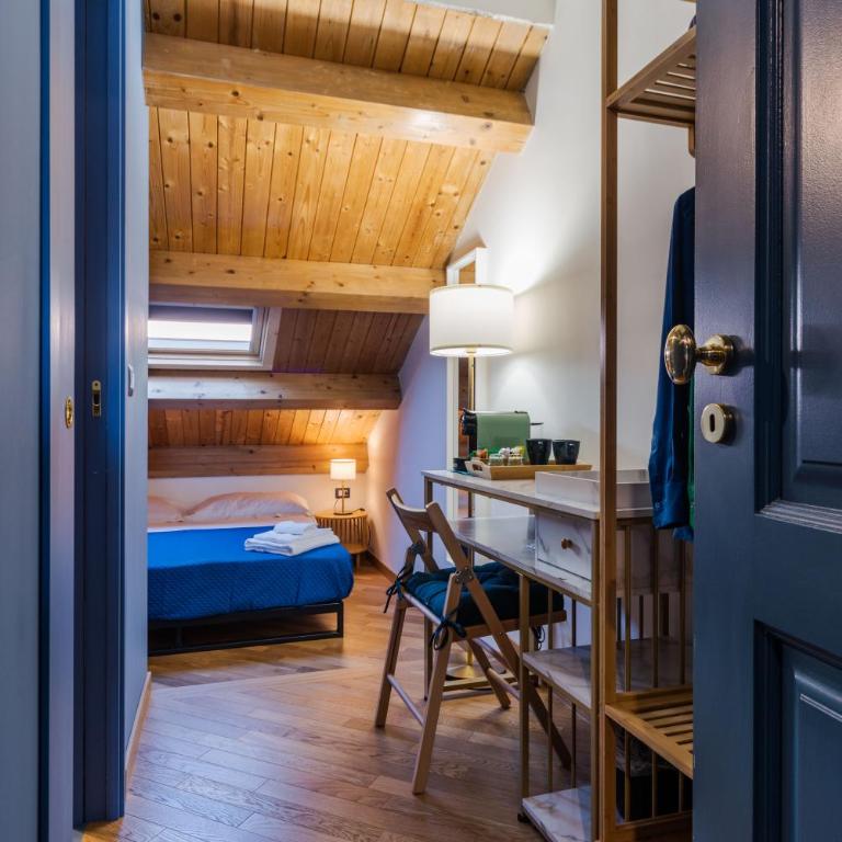 Palazzo Pastura B&B and Apartments - Deluxe Room - 3