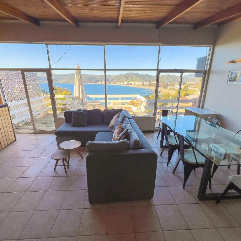 Cómoda casa con terraza y vista al mar en Papudo - Vacation Home - 5