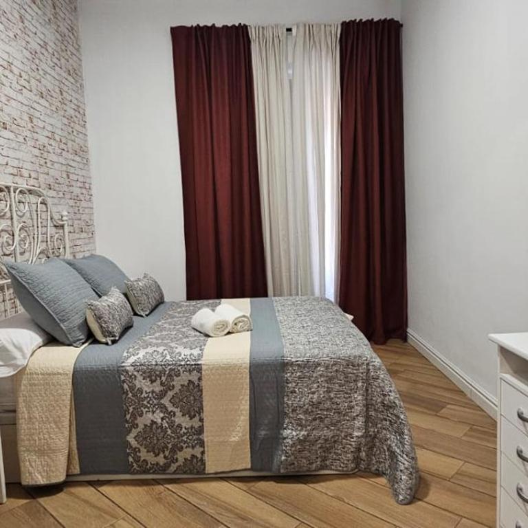 HOSTAL ANDREA GRANVIA - Suite Deluxe - 4