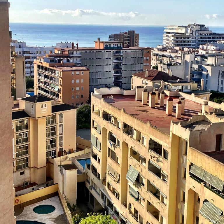 Top Floor Sea View Central Apartment with Seasonal Pool Walking Distance to the Beach by Namaste Elite - Estudio con vistas al mar - 19