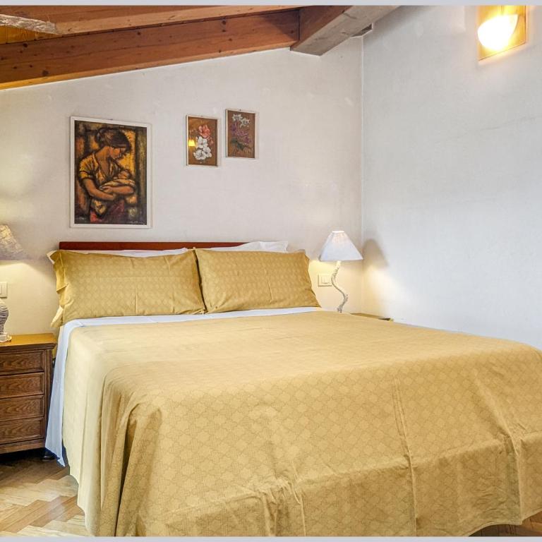 Casa Maffi con terrazzo e box auto in centro città - One-Bedroom Apartment - 18