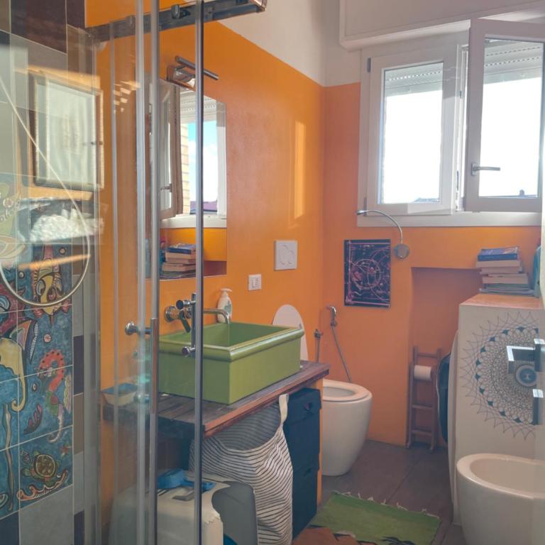 Peacefull Rooms Bologna Collodi 9 - Camera Matrimoniale con Bagno Privato - 5