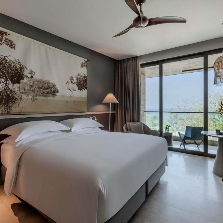 Sofitel Barú Calablanca - Habitación Signature - Cama extragrande - Frente a la playa - 1