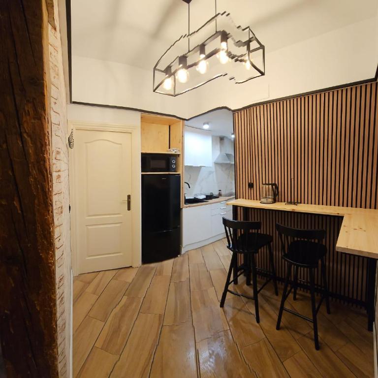 HOSTAL ANDREA GRANVIA - Suite Deluxe - 2