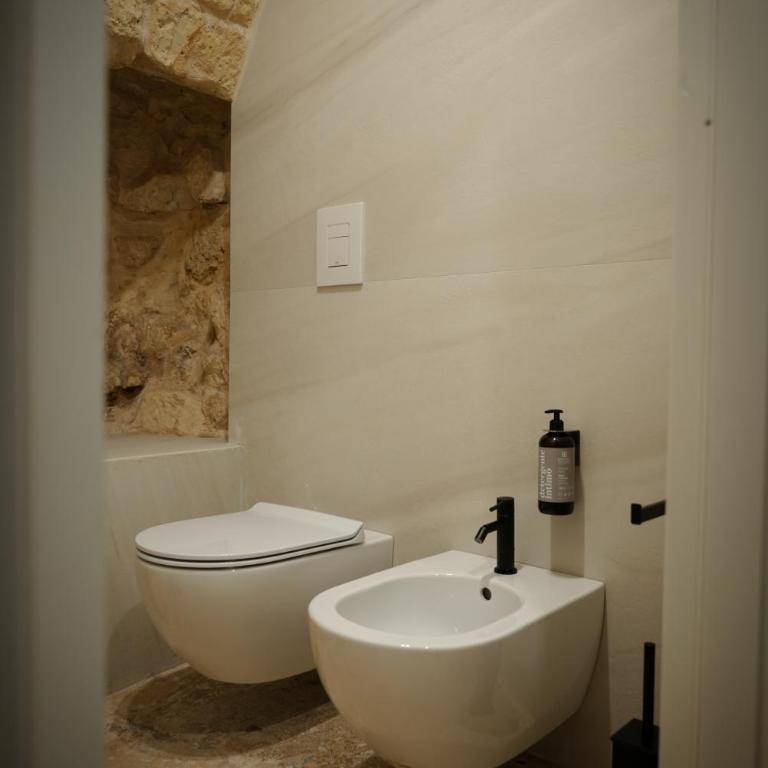 Myra Bari Bed & Spa - Camera Queen con Vasca Idromassaggio - 22