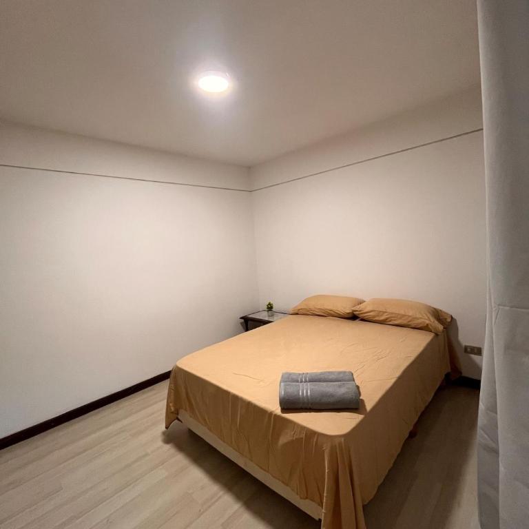 Amplio y Cómodo Apartamento La Florida - Three-Bedroom Apartment - 15
