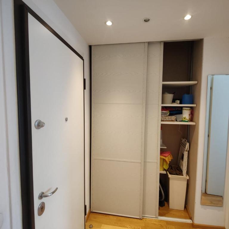 Casa MaClo 55sqm Cozy 2 Bdr Central station Area - Appartamento con 1 Camera da Letto - 3