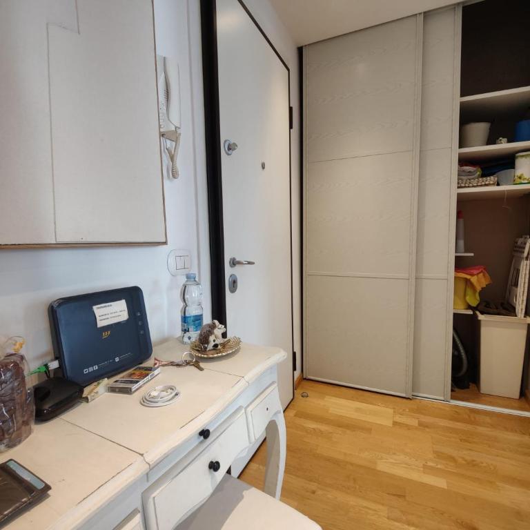 Casa MaClo 55sqm Cozy 2 Bdr Central station Area - Appartamento con 1 Camera da Letto - 5