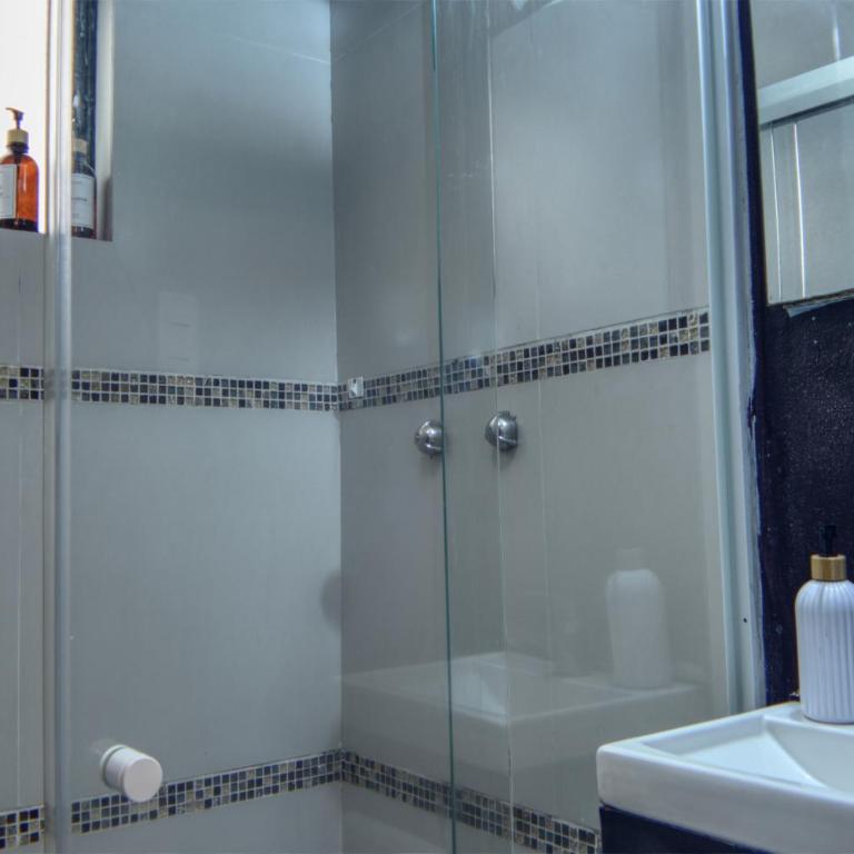 Master Suite a few steps Reforma & US Embassy - One-Bedroom Apartment - Non-Smoking - 6