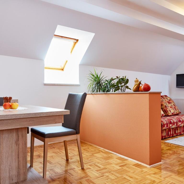 Ferien- & Kürbishof Majczan - Appartement 1 Chambre avec Balcon - 1