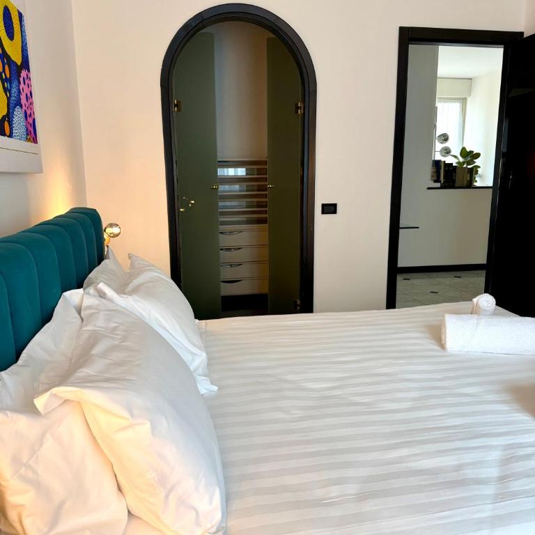 LURO Apartments - Savoia Marble Suite - Repubblica - Appartamento con 2 Camere da Letto - 24