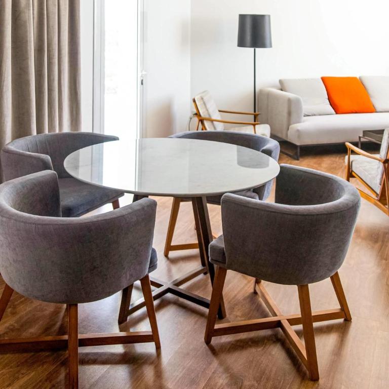 Mercure Rosario - Suite Presidencial con cama extragrande - 2